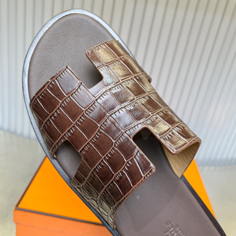 H**me5 slippers